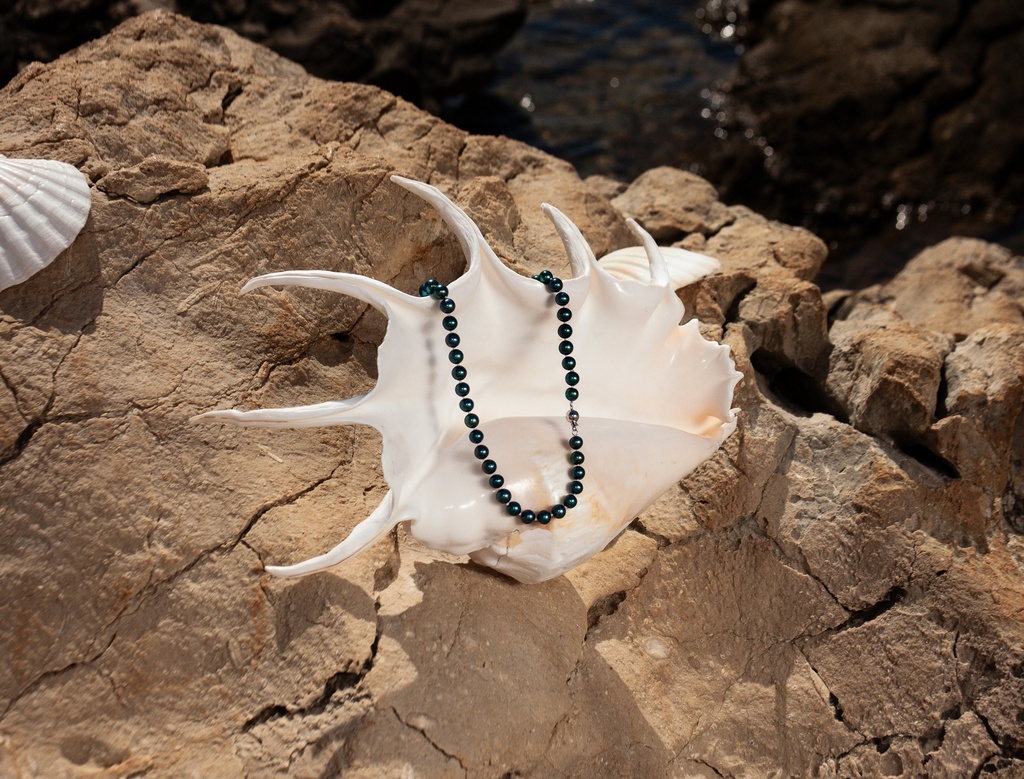 [VSEN05] 7-8mm AA+ Metallic Dark Green-Blue Freshwater Pearl Necklace