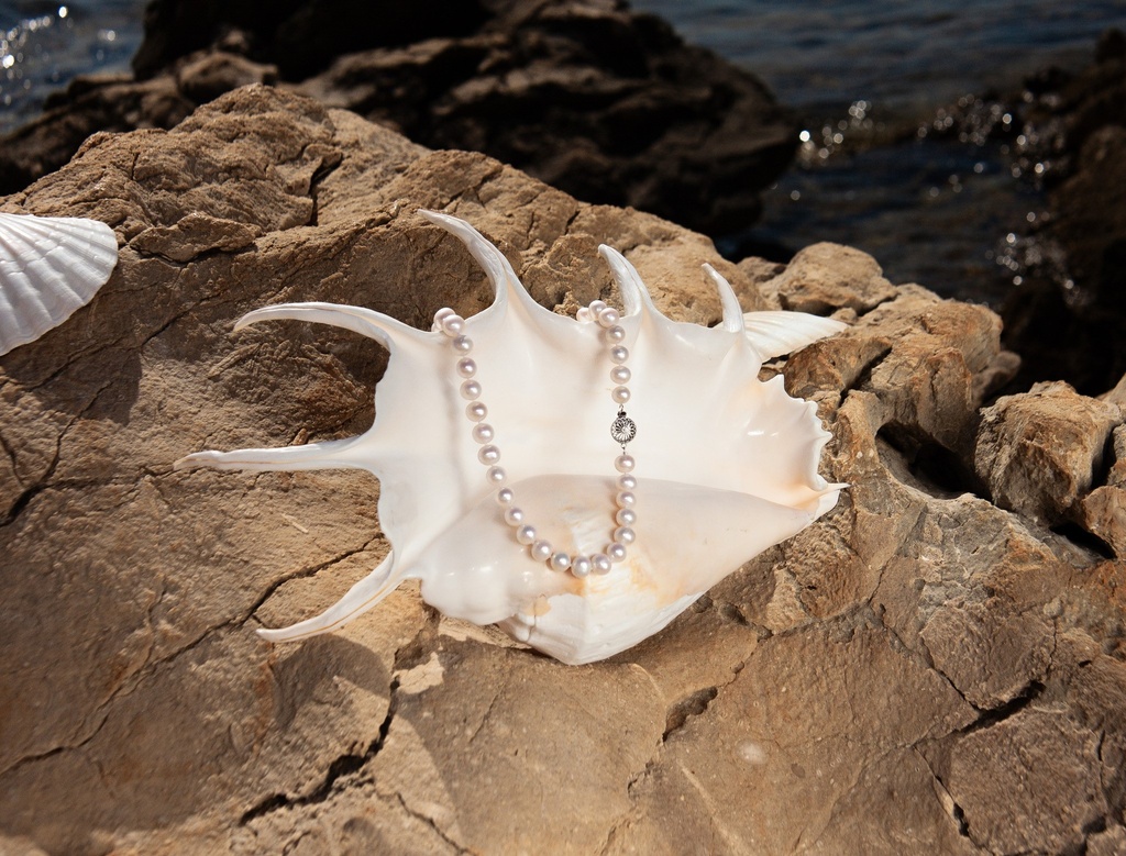 [VWCN01] 9-10mm A White Freshwater Pearl Necklace