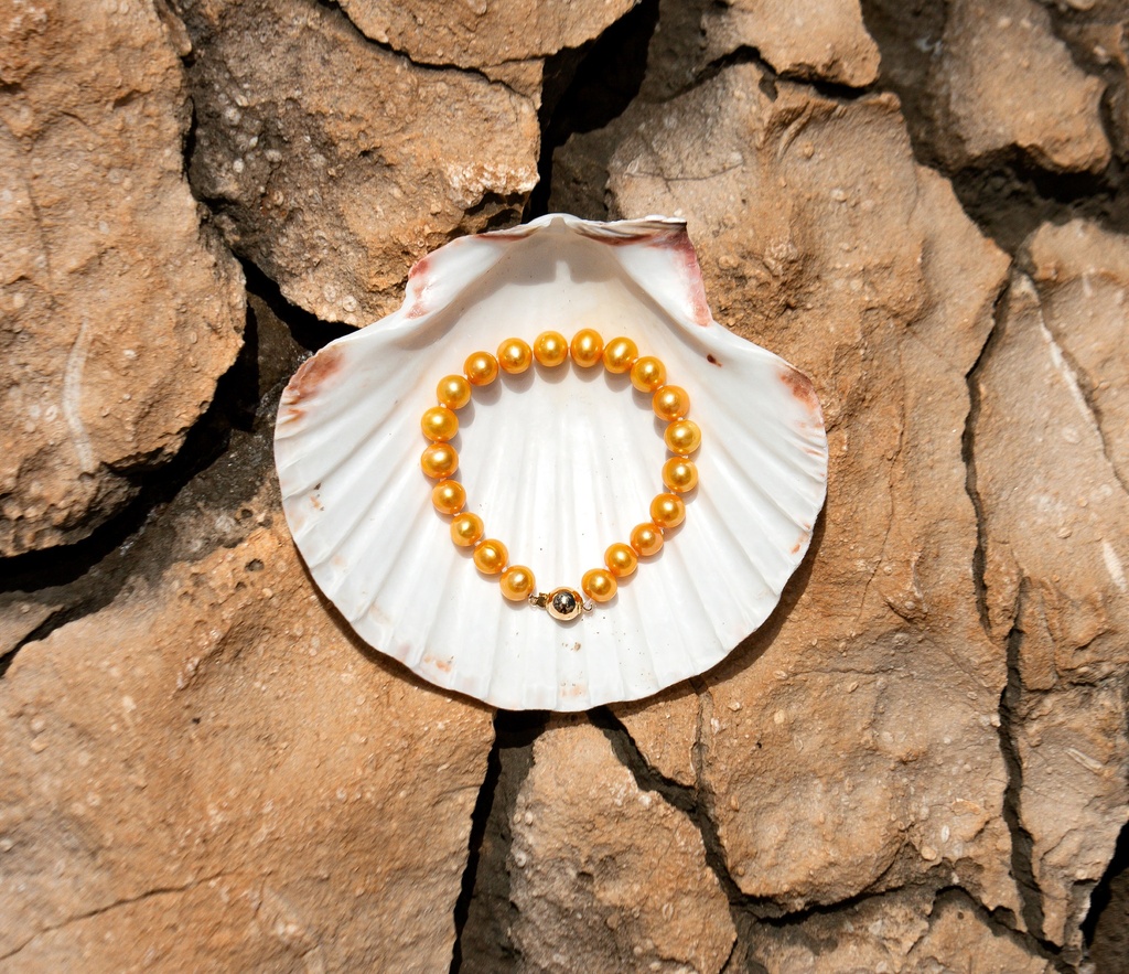 [VSEB09] 8-8.5mm AA Golden Colour Freshwater Pearl Bracelet