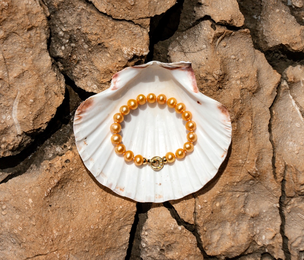 [VDCB08] 8-8.5mm AA Golden Freshwater & Diamond Bracelet