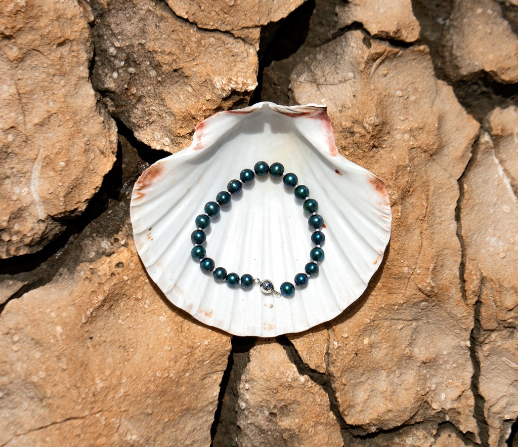[VSEB06] 8mm AA+ Dark Green-Blue Freshwater Pearl Bracelet