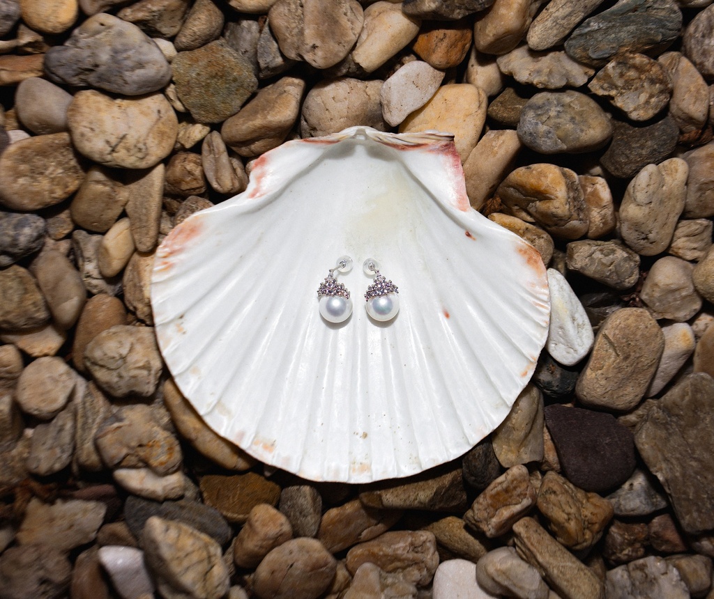 [VWCE07] 11-12mm White Freshwater Pearl and Zircon Earrings