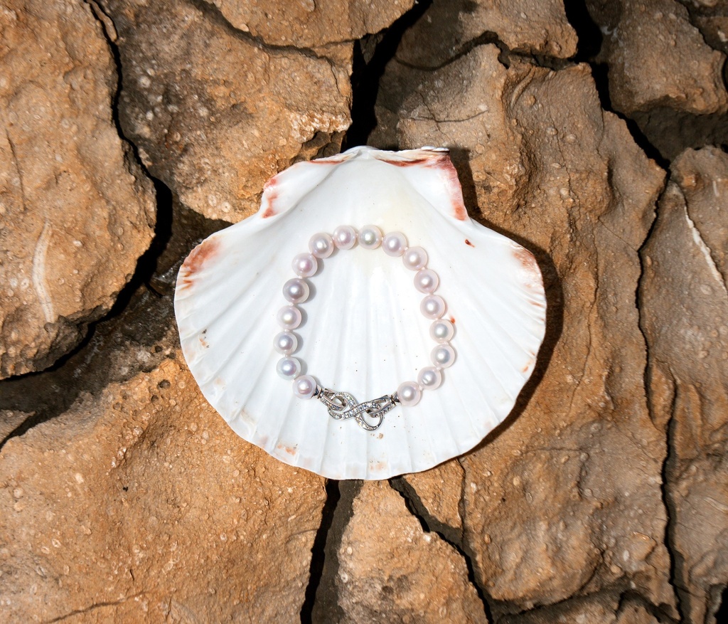 [VWCB03] 8-8.5mm A White/Lilac Freshwater Pearl Bracelet